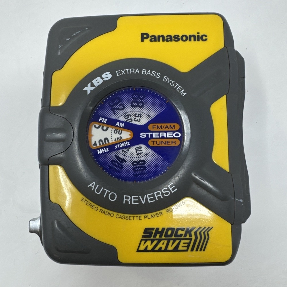 Panasonic RQ-SW5 AM/FM Shockwave  Cassette Player +Belt Clip For Parts‎ Only